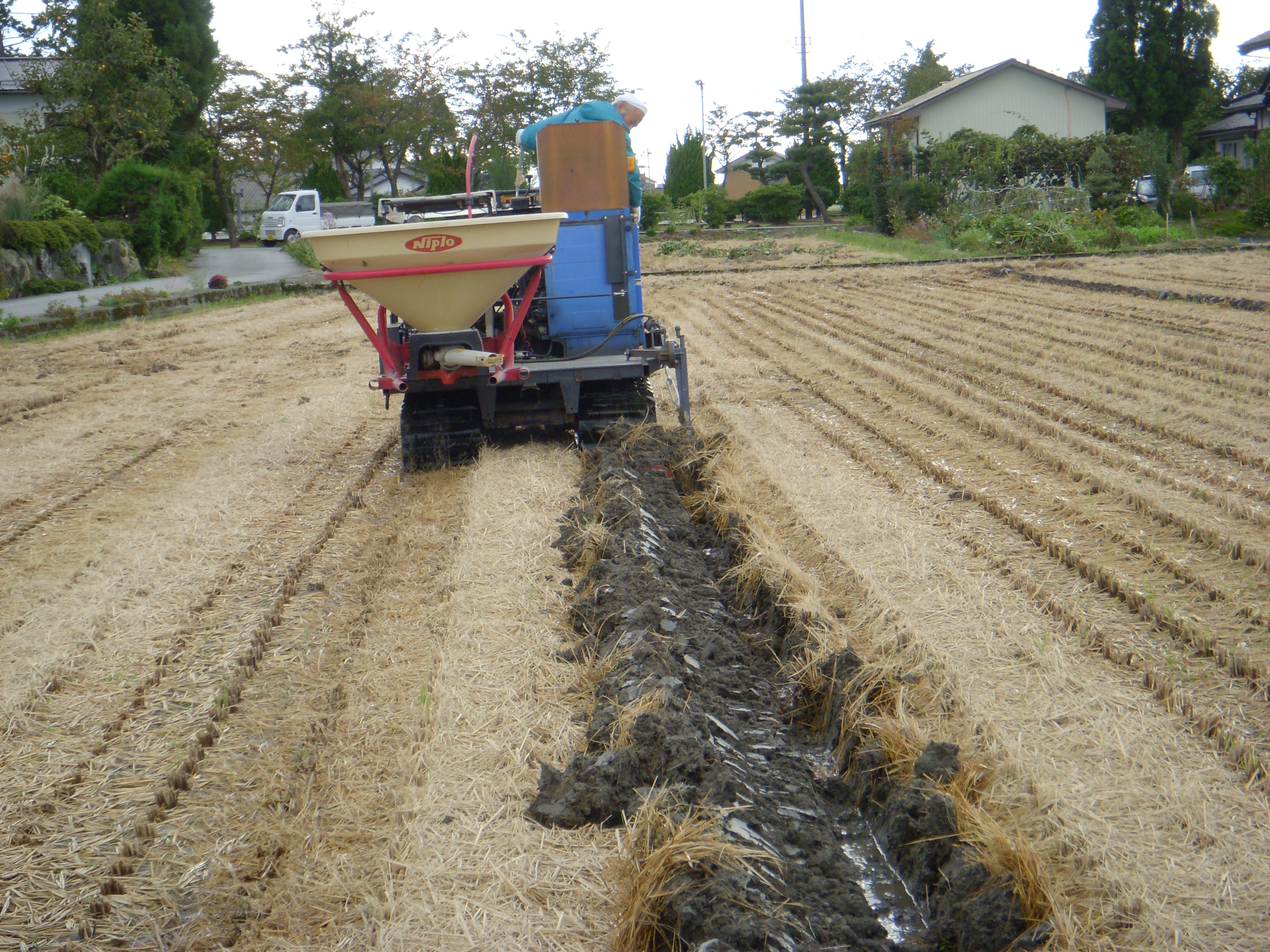 通販超歓迎 ヤフオク! - コンバイン改造 油圧ダンプ ブルトーザー 排土